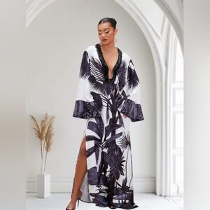Fashion Nova LUXE LINE BEADED COLLAR Monochrome Palm Maxi Kaftan SIZE XL NWT